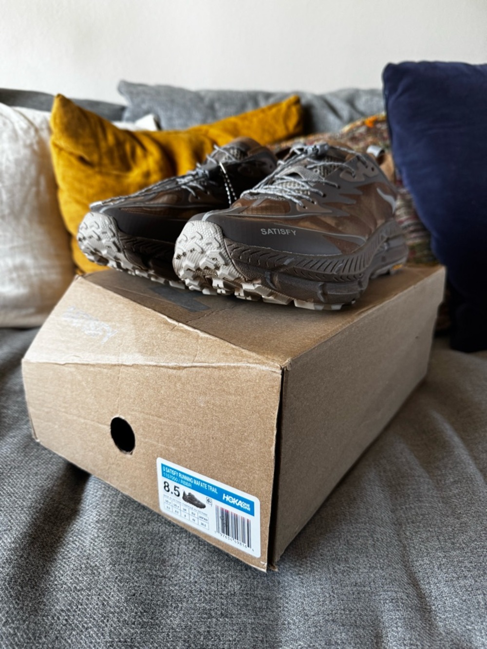 Hoka Brown Trail Running Shoes - Satisfy